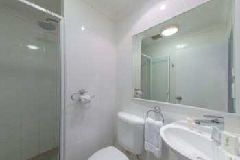 Quality Hotel CKS Sydney Airport - Tourism Townsville 0