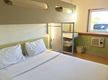 Ibis Budget Campbelltown - Tourism Townsville 4