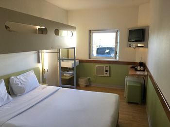 Ibis Budget Campbelltown - Tourism Townsville 5