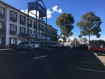 Ibis Budget Campbelltown - Tourism Townsville 13