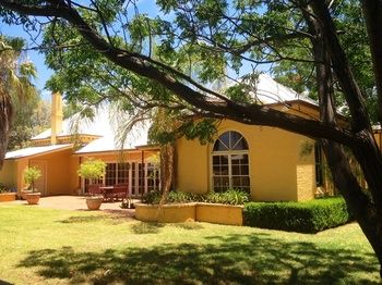 Ranelagh Bed And Breakfast - Tourism Townsville 0