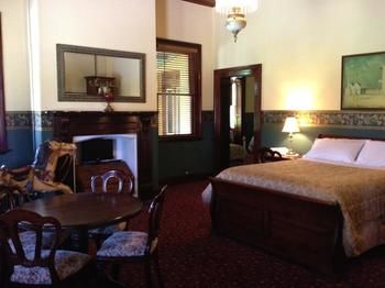 Ranelagh Bed And Breakfast - Tourism Townsville 2