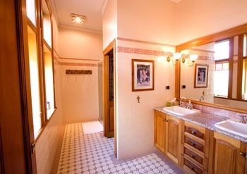 Ranelagh Bed And Breakfast - Tourism Townsville 9