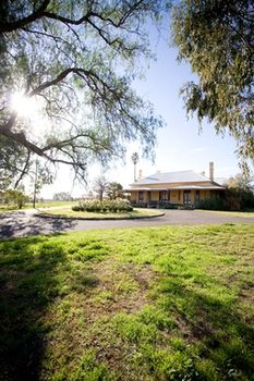 Ranelagh Bed And Breakfast - Tourism Townsville 24