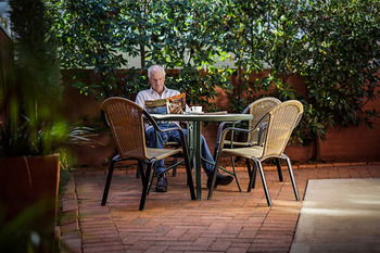 Akuna Motor Inn And Apartments - Tourism Townsville 25