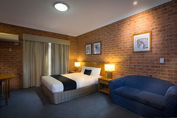 Akuna Motor Inn And Apartments - Tourism Townsville 30