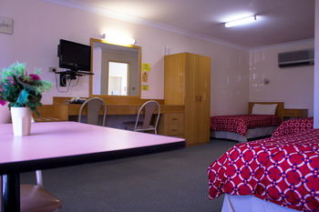Shearing Shed Motor Inn - Tourism Townsville 2