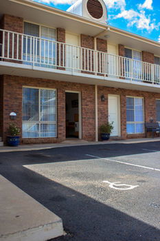 Shearing Shed Motor Inn - Tourism Townsville 21