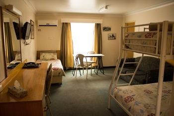 Shearing Shed Motor Inn - Tourism Townsville 56