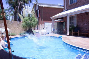 Shearing Shed Motor Inn - Tourism Townsville 72