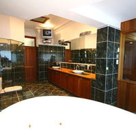 Relaxin - Tourism Townsville
