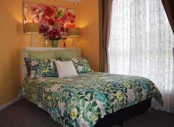Cutmore Cottages - Bagala Bungalow - Tourism Townsville 2