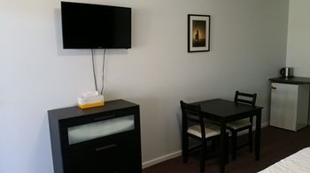 Karuah Gardens Motel - Tourism Townsville 3