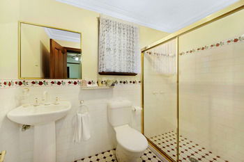 CBC Bed & Breakfast & Cafe - Tourism Townsville 11