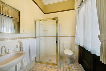 CBC Bed & Breakfast & Cafe - Tourism Townsville 15