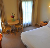 Glen Inn Motel  Apartments - Tourism Townsville