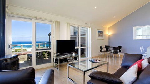 A Great Ocean Road Resort Whitecrest - Tourism Townsville 3