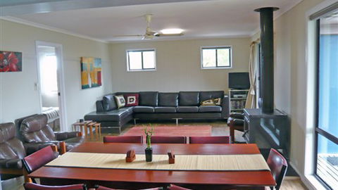 Sabrelyn Park - Tourism Townsville 3
