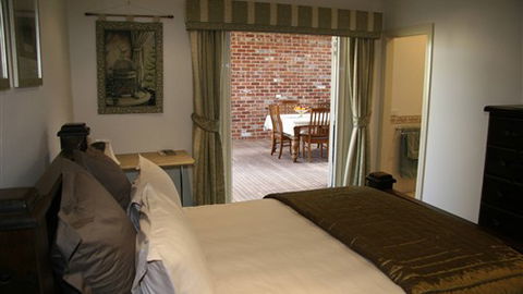 Cabarita Lodge - Tourism Townsville 0
