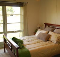 Manners in Mulwala - Tourism Townsville