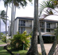 Cairns Holiday Lodge - Tourism Townsville