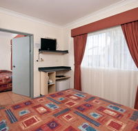 Cairns Queens Court - Tourism Townsville