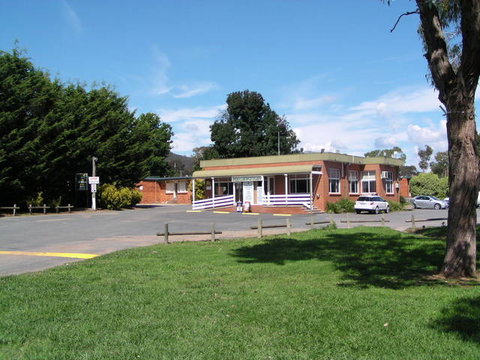Canberra Carotel Motel & Caravan Park - Tourism Townsville 4