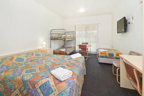 Carrum Downs Motel - Tourism Townsville 0