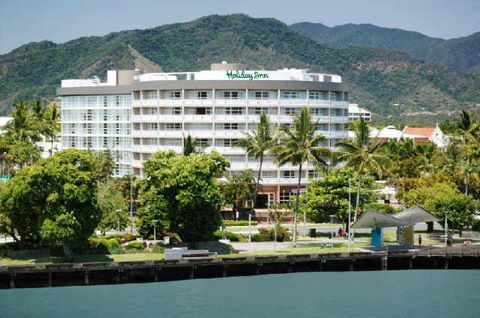 Double Tree - Tourism Townsville 1