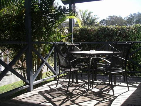 Jacaranda Caravan Park - Tourism Townsville 1