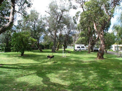 Lakesea Park - Tourism Townsville 3