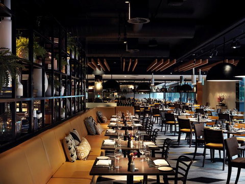 QT Canberra - Tourism Townsville 10