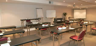 Quality Hotel Batman's Hill On Collins - Tourism Townsville 6