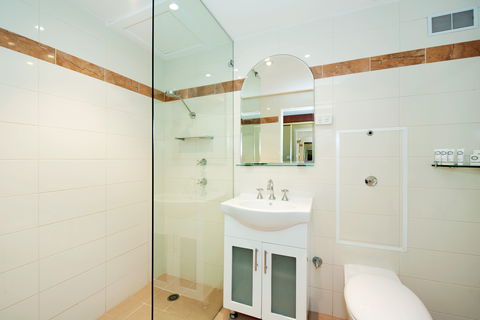 Quality Hotel NOAH'S On The Beach - Tourism Townsville 1