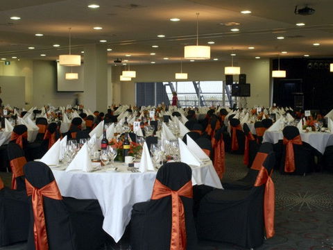 Quality Hotel Tabcorp Park - Tourism Townsville 3