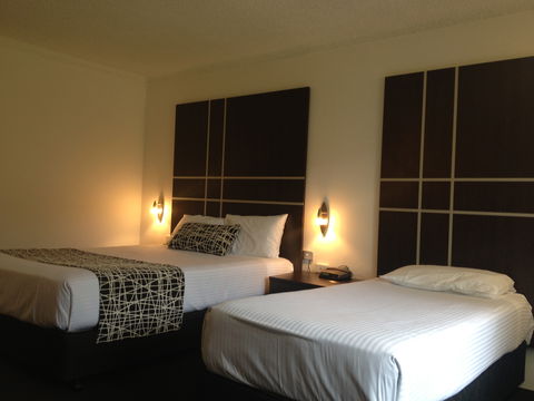 Quality Inn The Willows - Tourism Townsville 5