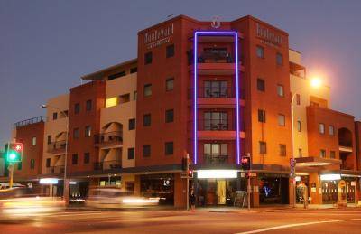 Quality Suites Boulevard On Beaumont Hotel - Tourism Townsville 2