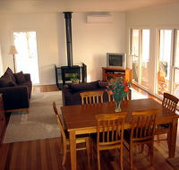 Strath Valley View B and B - Tourism Townsville