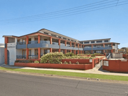 Lennox Point Holiday Apartments - Tourism Townsville