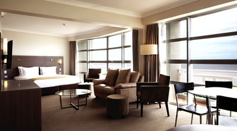 DoubleTree By Hilton Cairns - Tourism Townsville 4