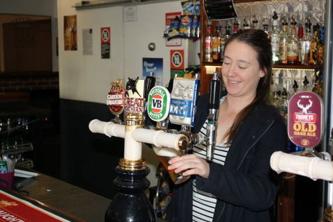Criterion Hotel Crookwell - Tourism Townsville 3