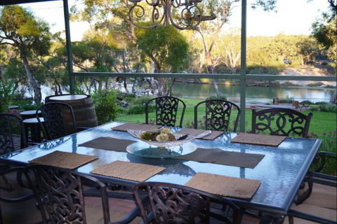 River Shack Rentals - Living The Dream - Tourism Townsville 59