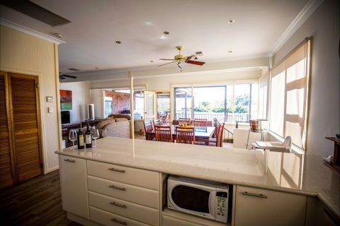 River Shack Rentals - Living The Dream - Tourism Townsville 53