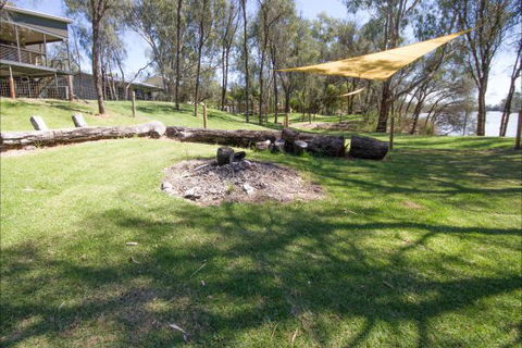 River Shack Rentals - Living The Dream - Tourism Townsville 109