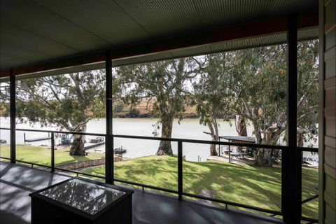 River Shack Rentals - Living The Dream - Tourism Townsville 37