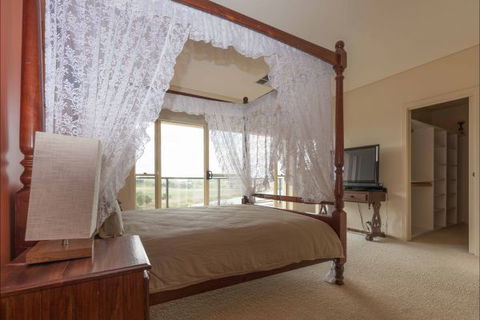 River Shack Rentals - Living The Dream - Tourism Townsville 32