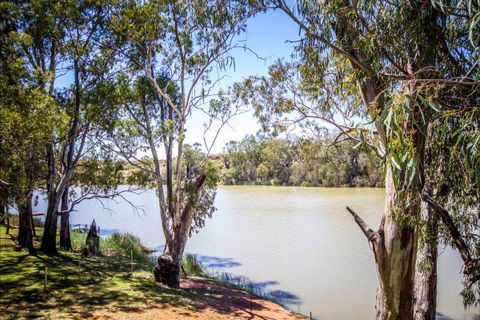 River Shack Rentals - Living The Dream - Tourism Townsville 82