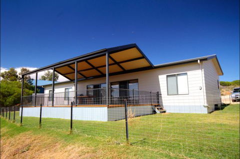 River Shack Rentals - Living The Dream - Tourism Townsville 25