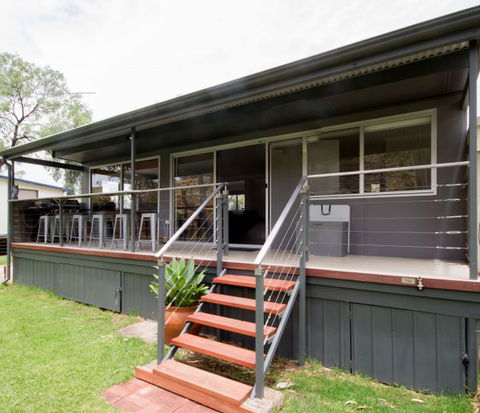 River Shack Rentals - Living The Dream - Tourism Townsville 9