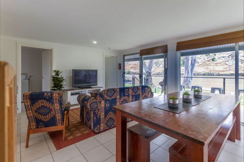 River Shack Rentals - Living The Dream - Tourism Townsville 12